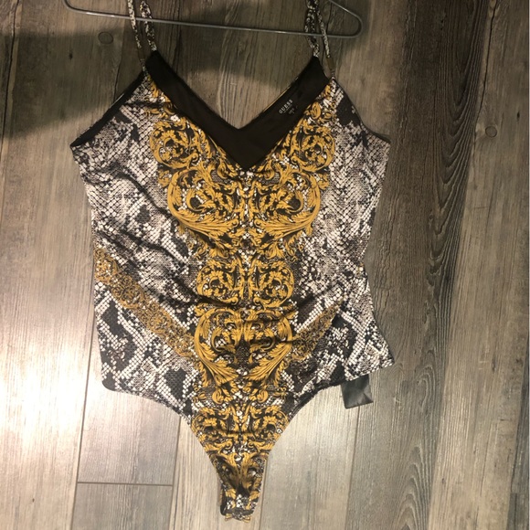 Guess snap crotch tank top - Picture 3 of 5